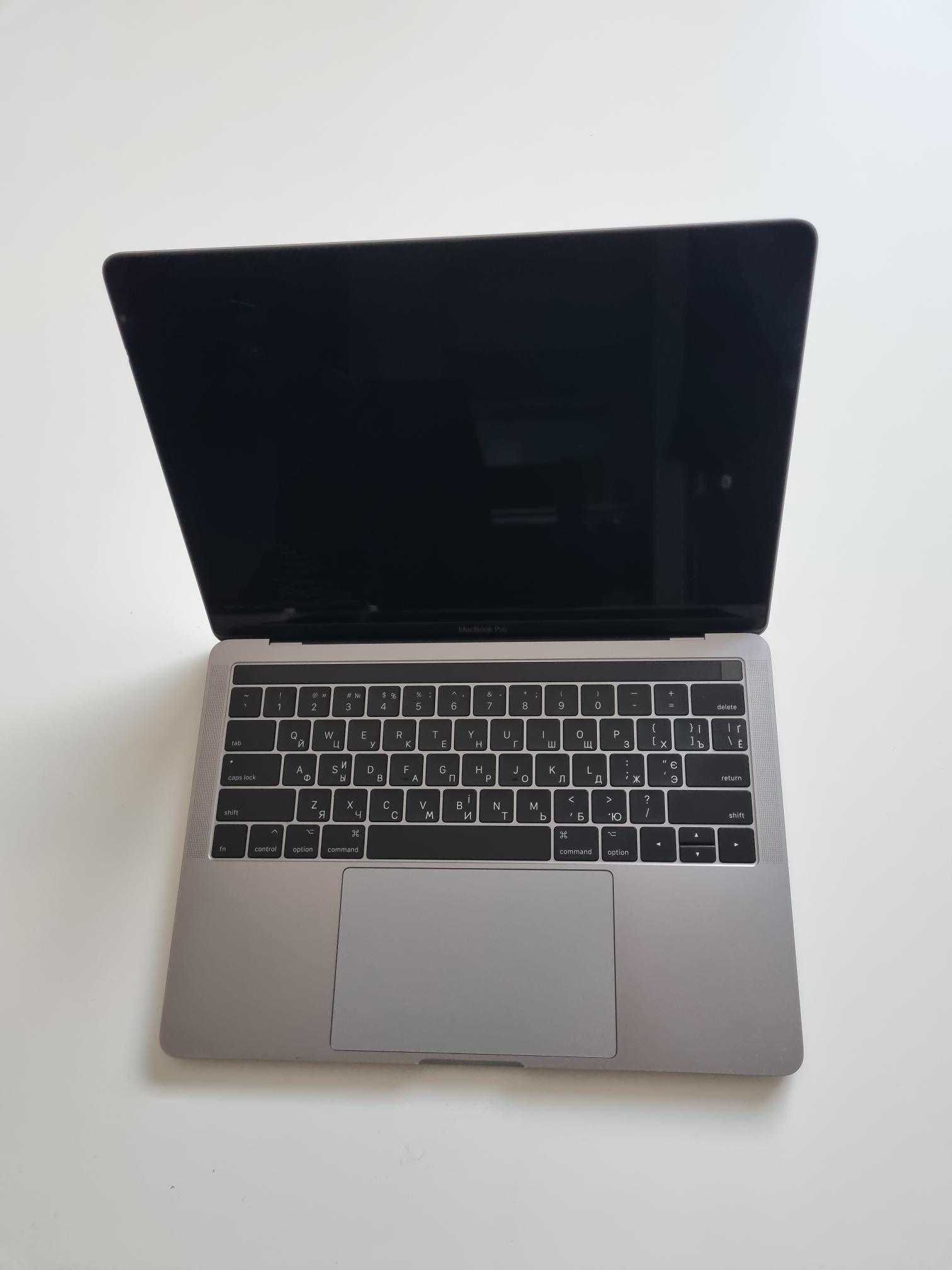 MacBook Pro 13 Late-2017 i5/3.1GHz/8GB/512GB Touch