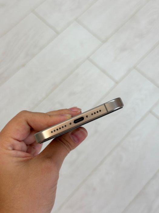 Iphone 15 pro max 256 85%