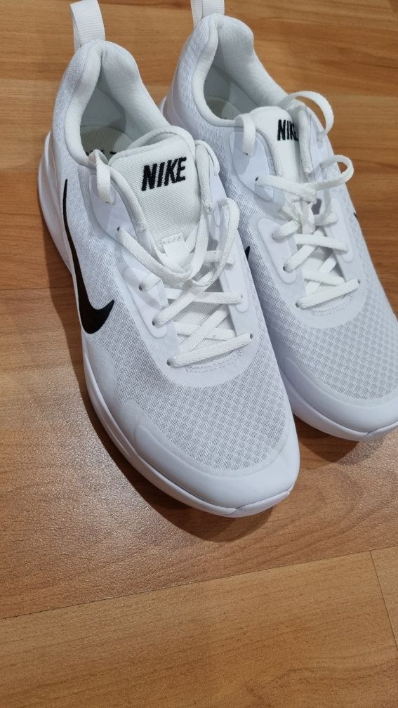Мъжки маратонки нови Nike