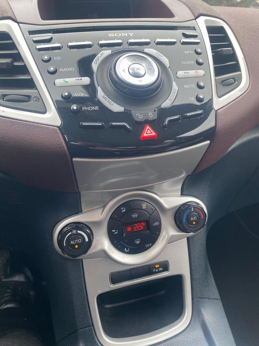 Ford fiesta Titanium  model deosebit
