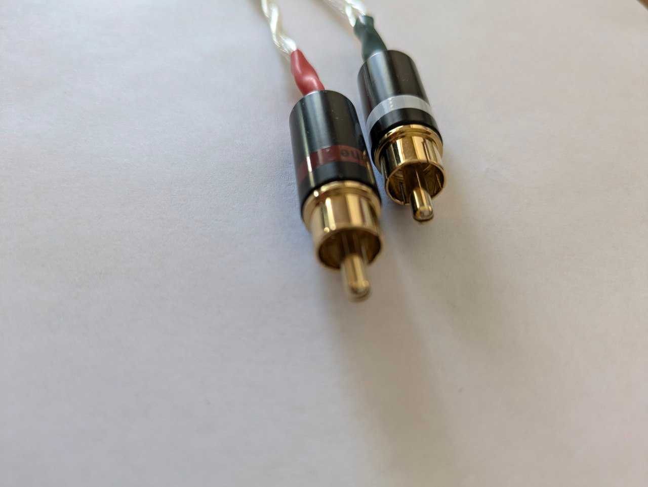 Тонколони Mordaunt Short CS-1 и два кабела RCA