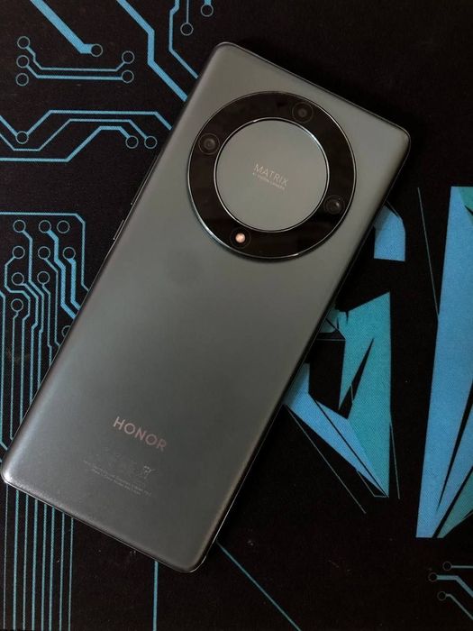 Honor x9a idial tinniq