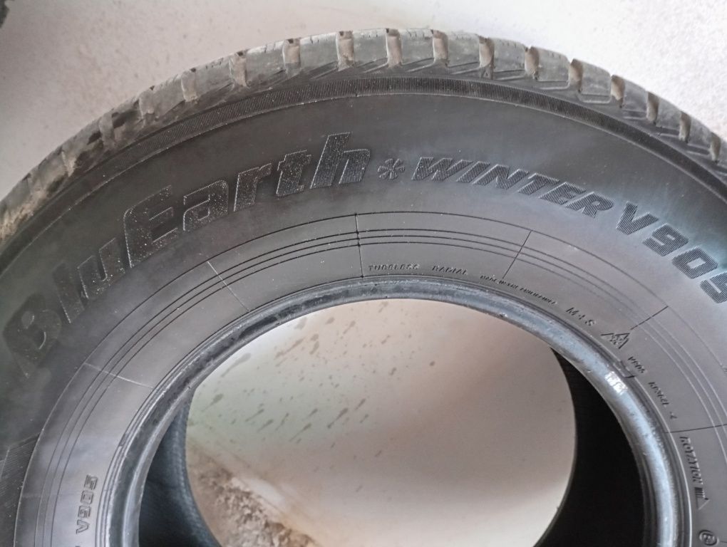 265/70/16 Гуми за джип