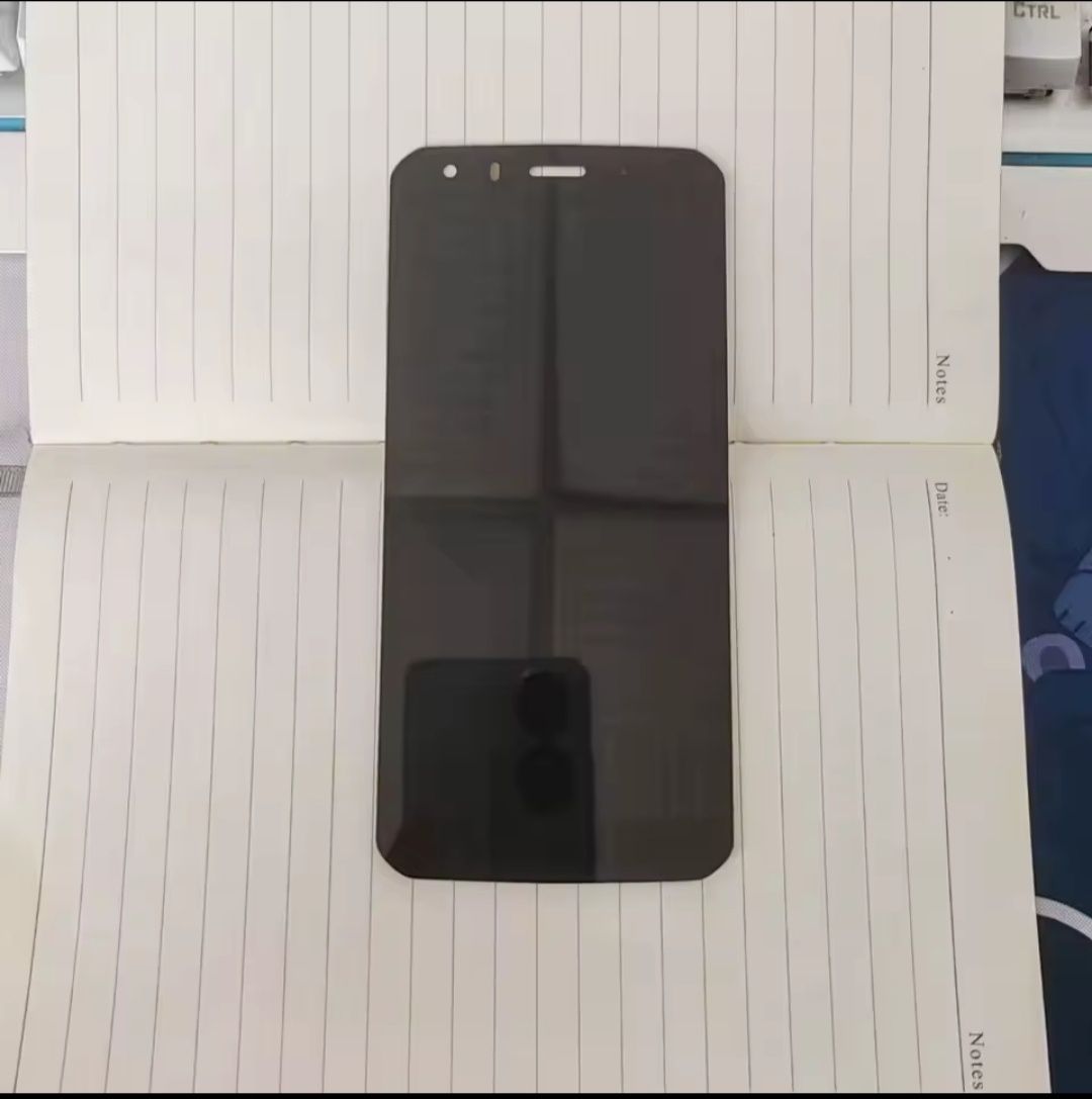 CAT S62 Pro Дисплей