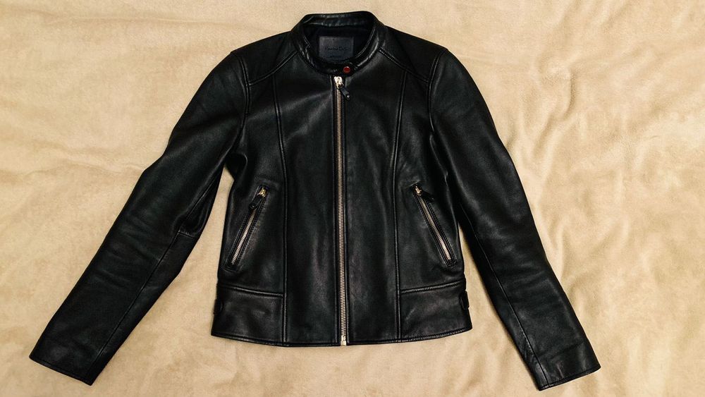 Продам кожаную куртку Massimo Dutti