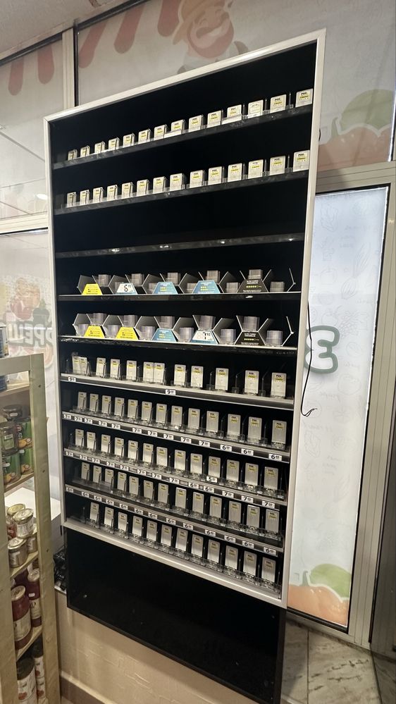 Стелаж за цигари 2бр.