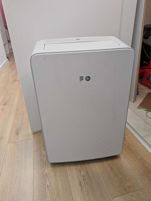 AC mobil Aspen Pumps Xtra 12000 BTU A3007/1 + adaptor geam, ca nou