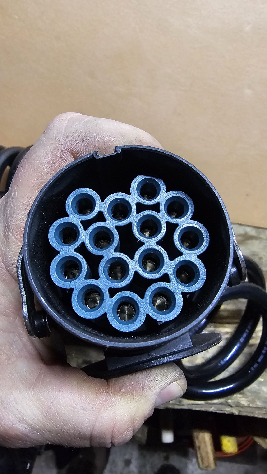 Cablu electric spiralat 15 poli / 4 m lungime / 24V