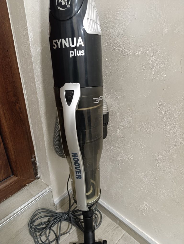 Вертикална прахосукачка циклон Hoover
