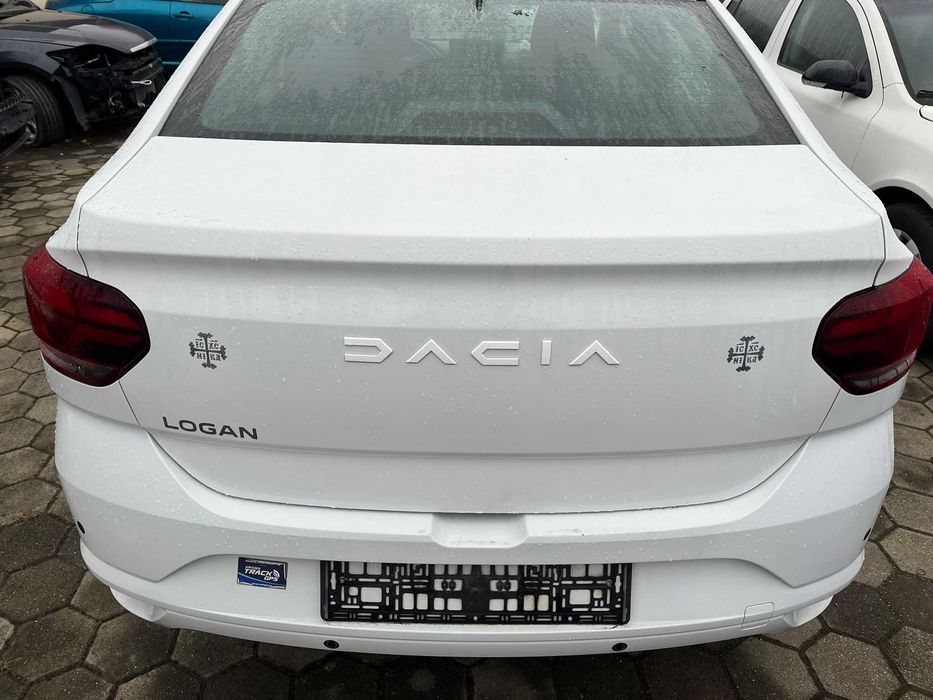 Haion dacia logan 2023 alb