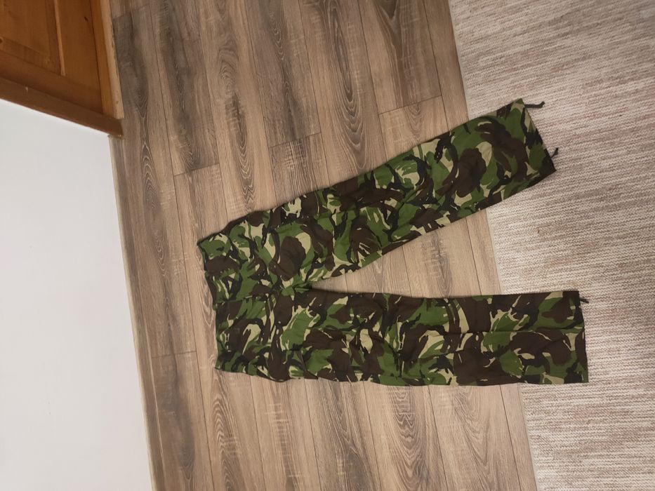 Haine camuflaj tip padure