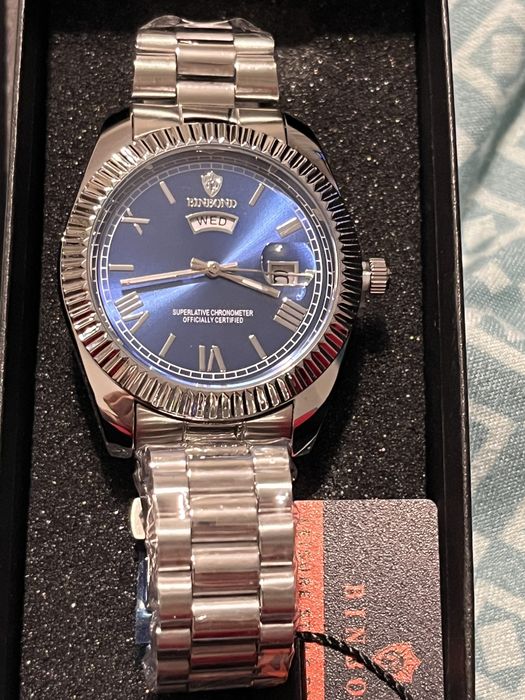 Vand ceas in stil submariner