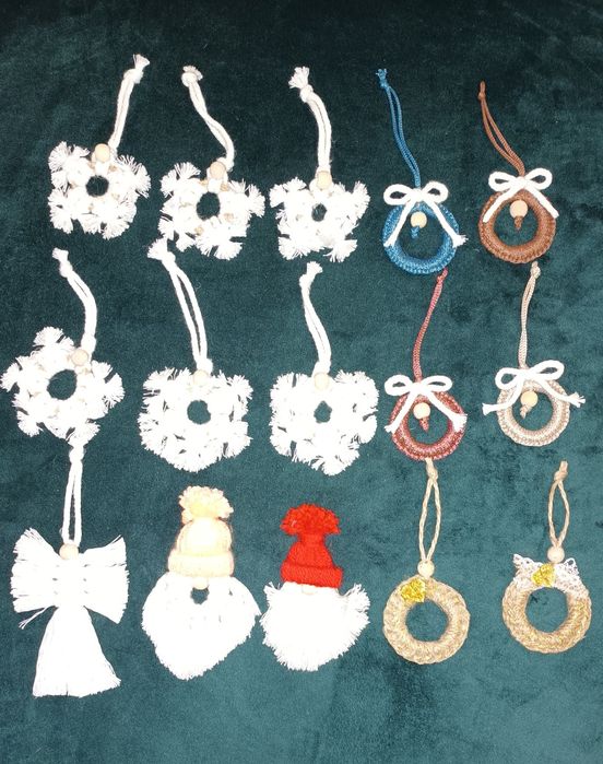 Decorațiuni pentru brad de Crăciun