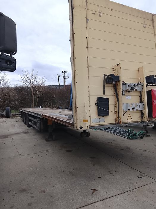 Vând semiremorca schmitz 2005