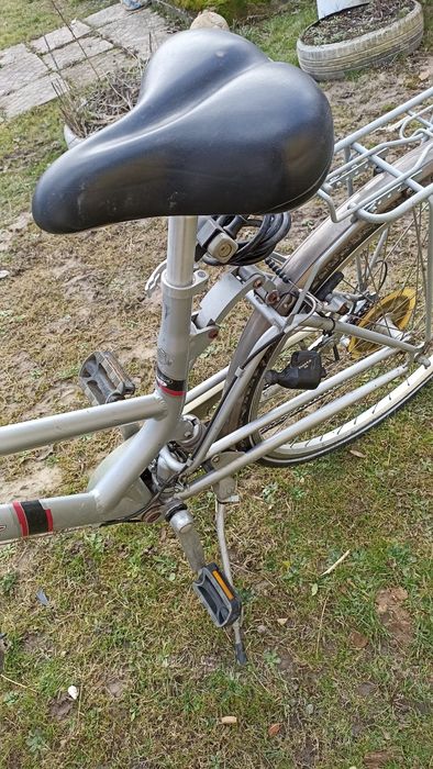Vând bicicleta  cu 21 de viteze.
