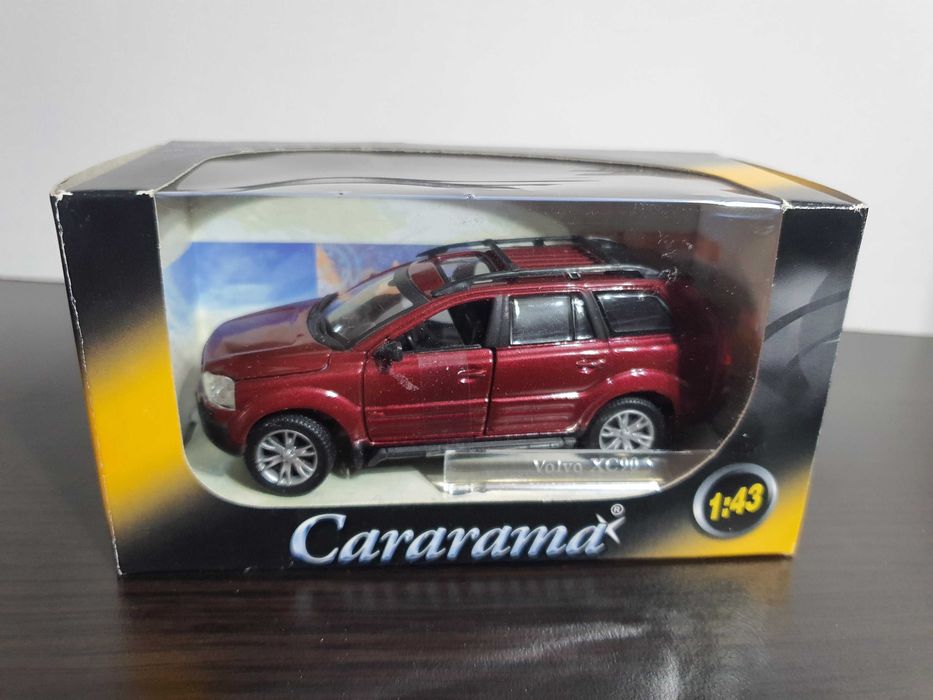 Умалени модели на Волво 1:43