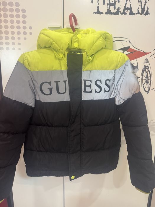 Яке GUESS размер 10 години
