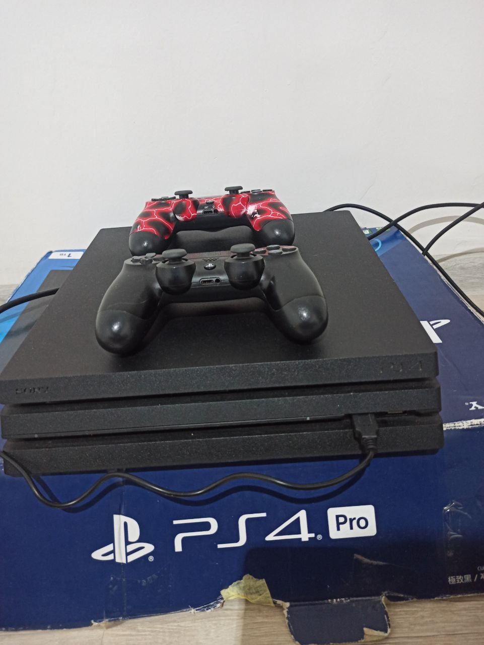 PlayStation 4 pro 1 tb