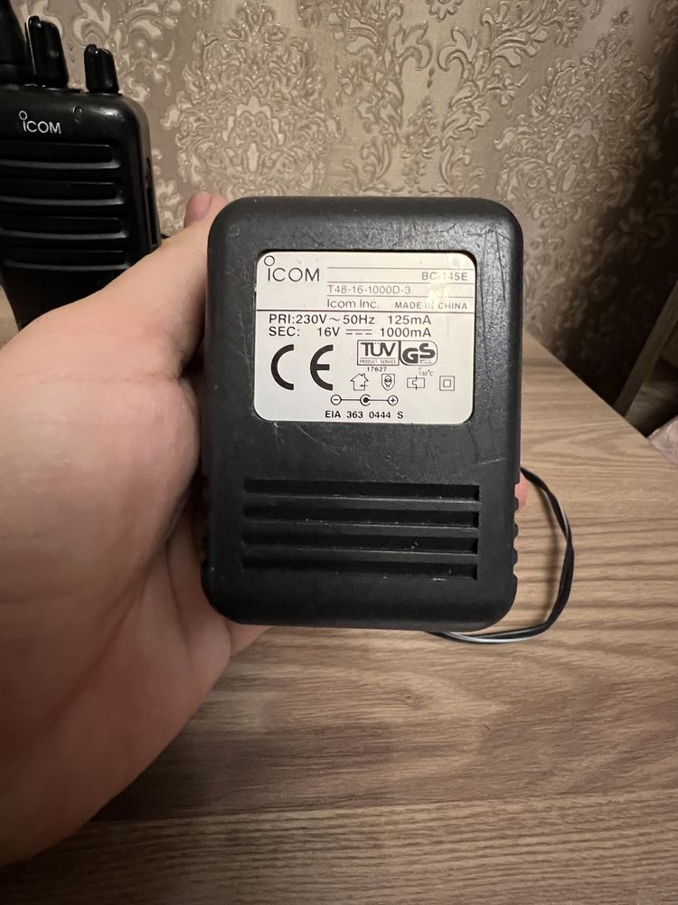 Рация icom/радиостанция