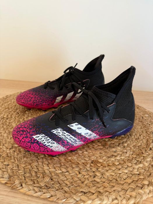 Ghete de fotbal Adidas Predator Feeak 3