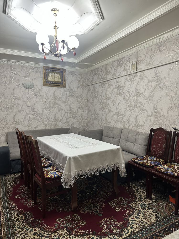 Продаётся 3 ком дом (Мирзо Улугбекском районе)
