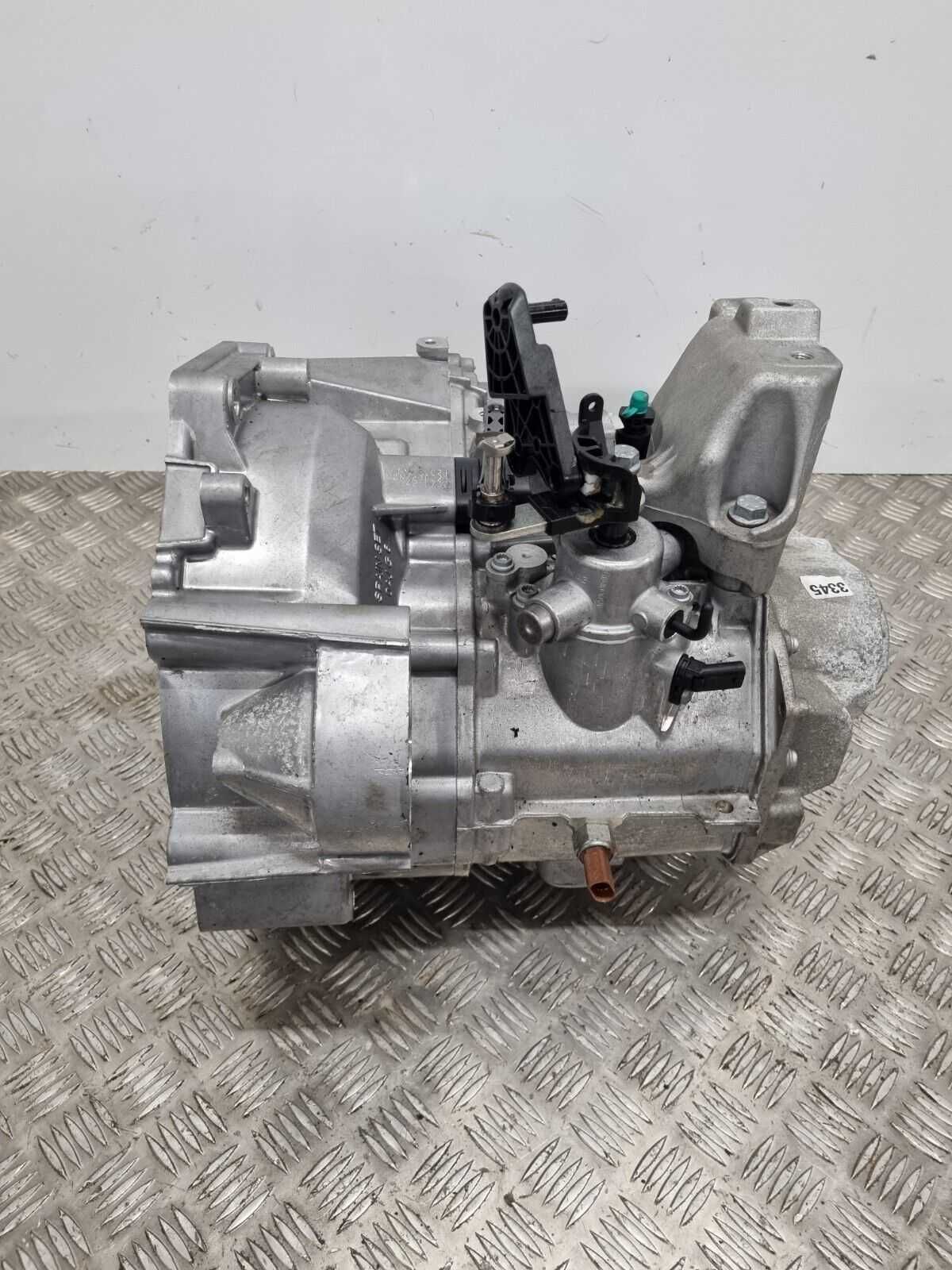 Cutie de viteze Audi A3 Sedan 1.0 TSI; USN; 6 V; Start/Stop; 2016-2025