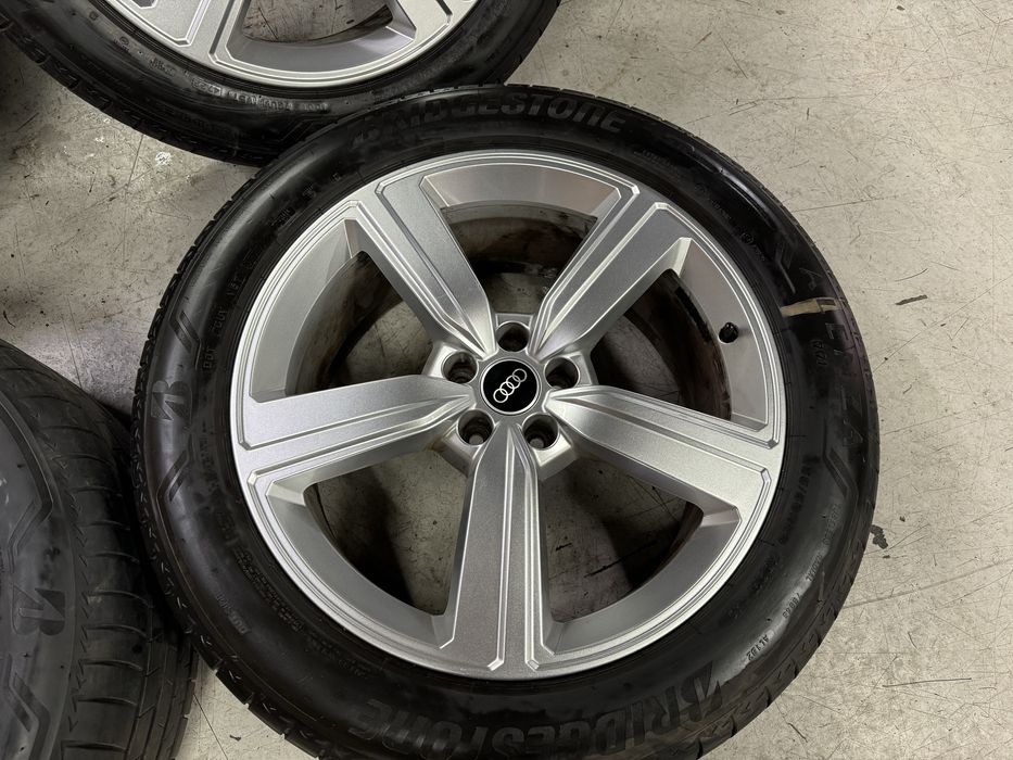 Jante Audi E-Tron Q8 R20 Originale Bridgestone de vara 2023 70%