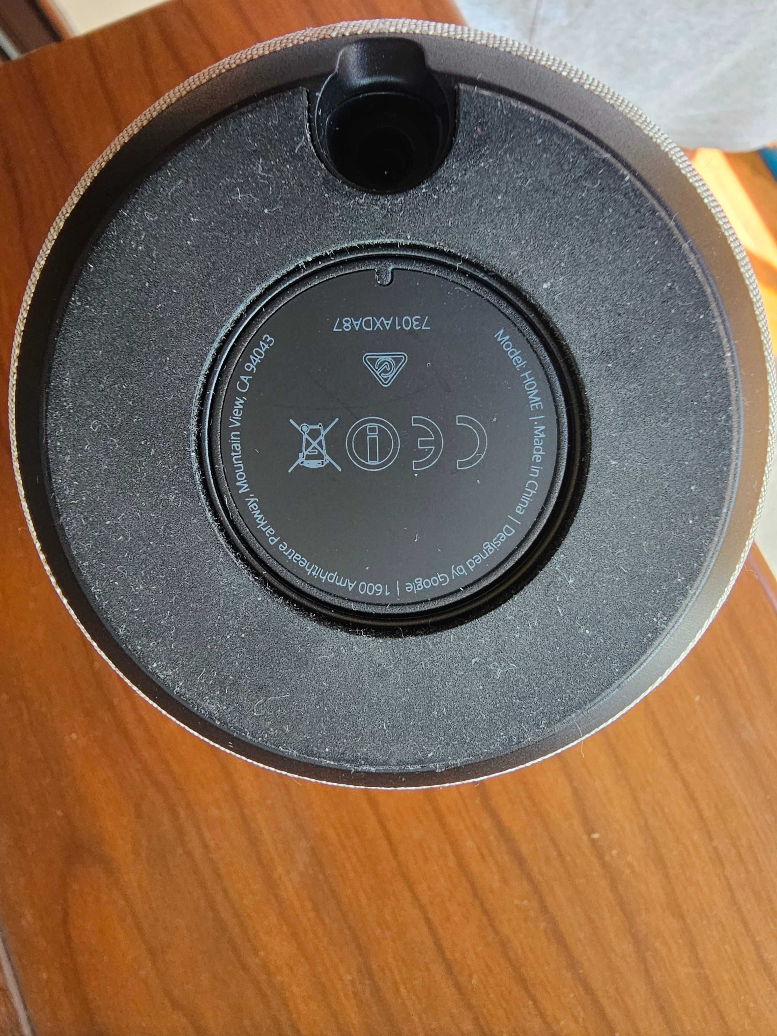 Google Home Смарт колонка със Google Assistant