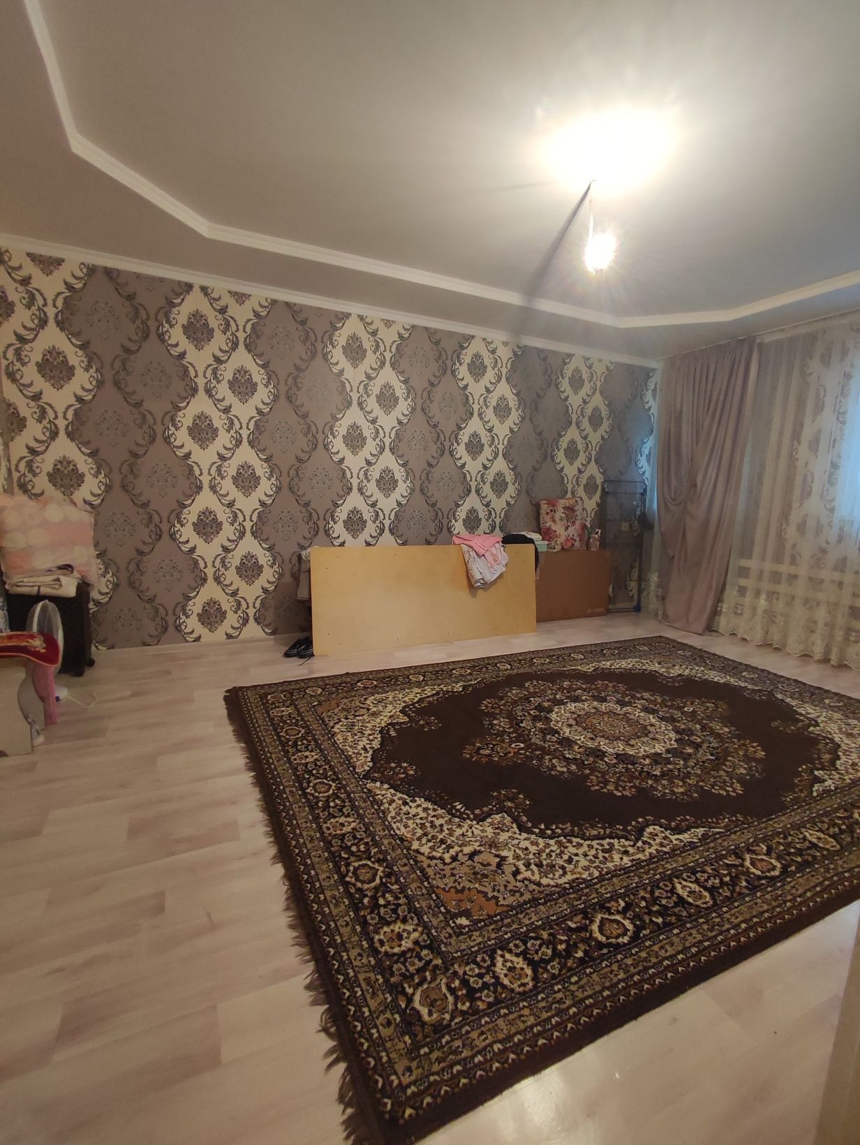 3х комн.кв 2эт. в общеж. 5мкр 25дом