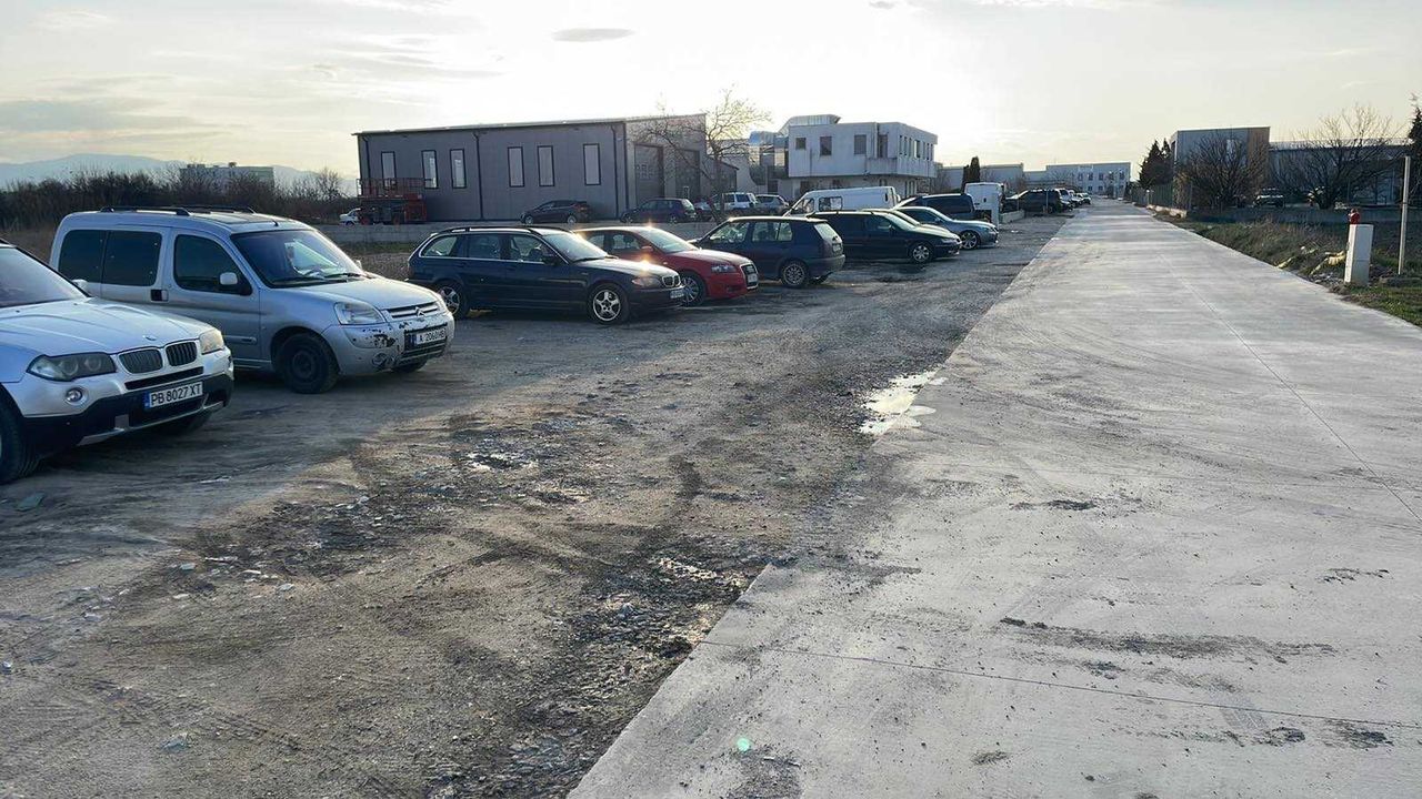 Продава се Парцел в Пловдив, Индустриална зона - Север - 5000 кв.м за 80 €/кв.м - Снимка #8
