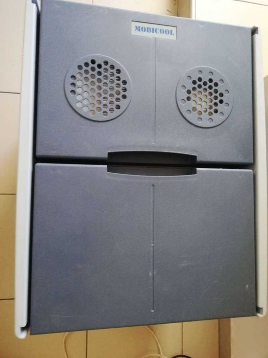 Lada frigorifica Mobicool W48 12V/230V camping