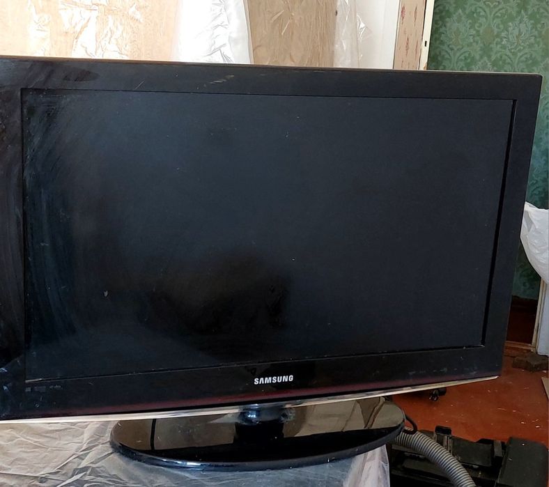 Продам телевизор Samsung