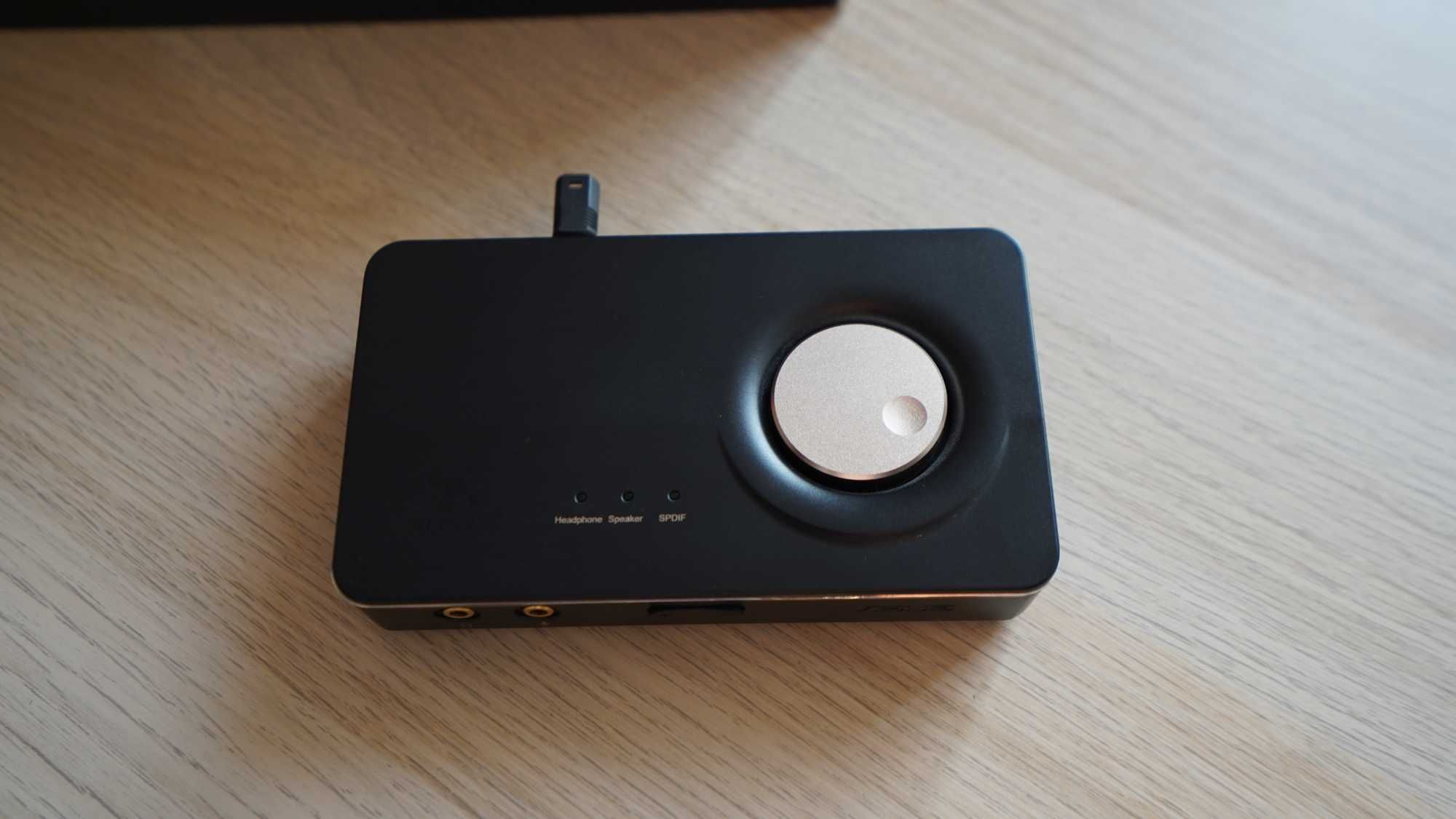 ASUS Xonar U7 MKII – външна USB 7.1 звукова карта – 140 лв.