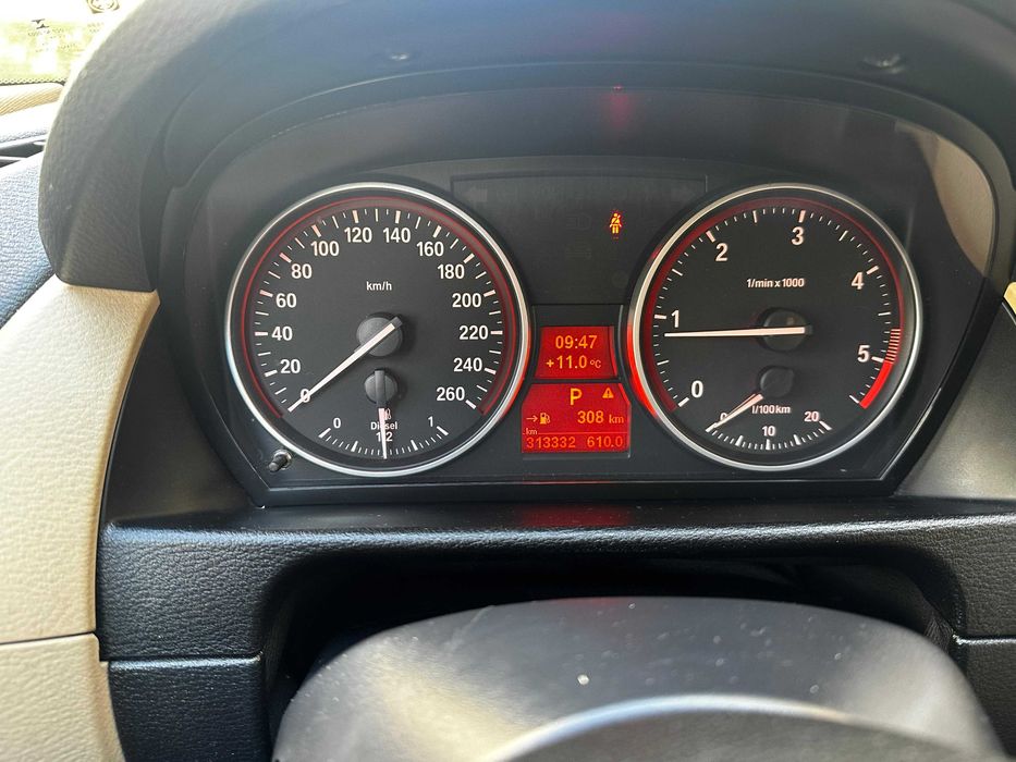 BMW X1 x-drive Automata 177 CP  2011- JBL BassPro Go. V2+ incarcator