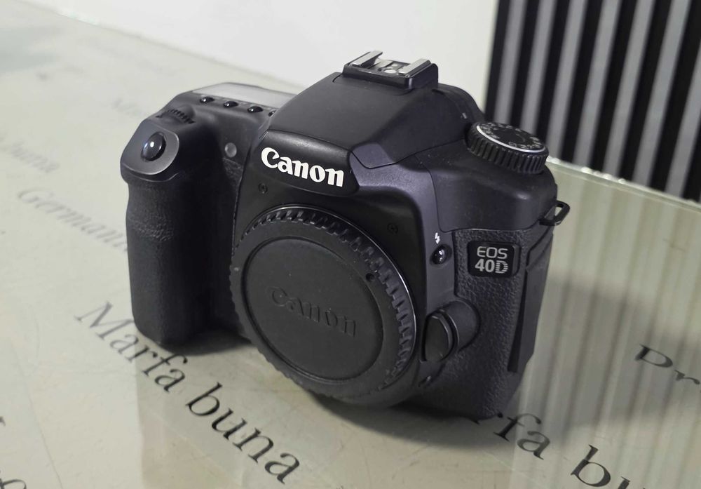 Camera foto DSLR Canon EOS 40D - import Germania