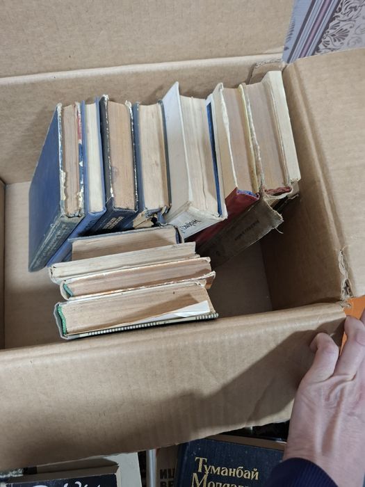 Отдам Книги. Кітаптар.