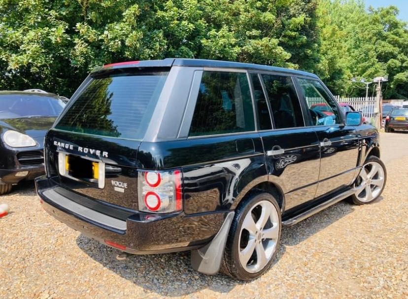 Dezmembrez Land Rover Range Rover Vouge  L322 TDV6 TDV8