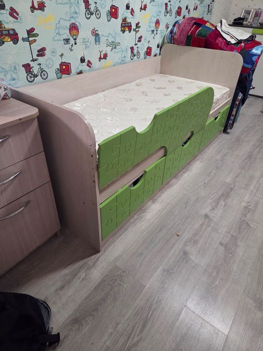 Продам детскую кровать