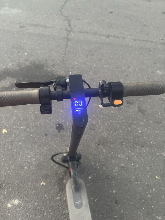 Vand trotineta electrica