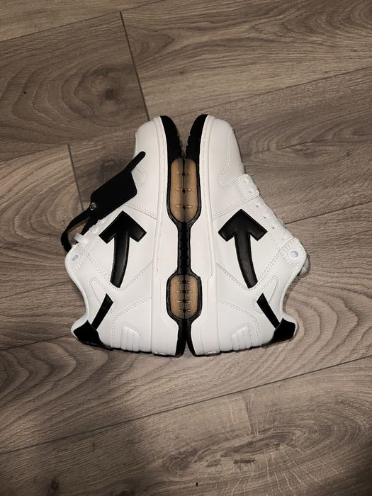 Off White