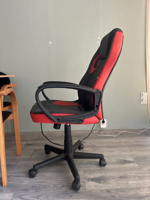 Vand scaun de gaming