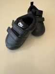 Adidasi sport noi-  Nike marimea 21