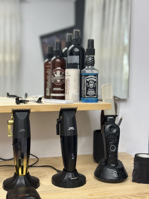 Masina de tuns Jrl Onyx l + stand incarcare