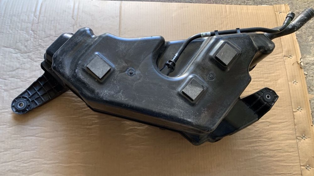 Резервоар с помпа за адблуе/adblue за бмв/bmw X5 G05