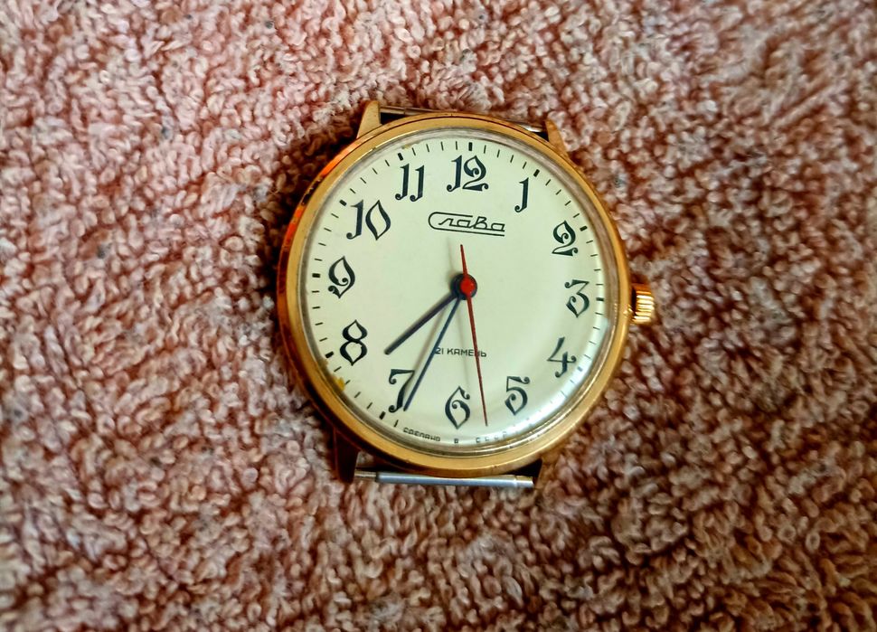 Продам часы Слава, наручные, мужские, СССР, советские, механические.
