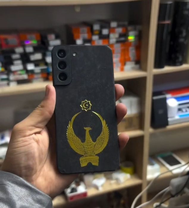 Model:samsung s22 +5g