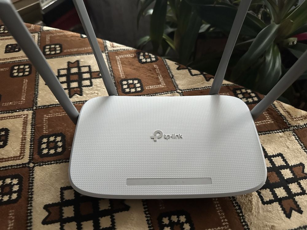 Поодам гигабитный роутер tp link ac 1200