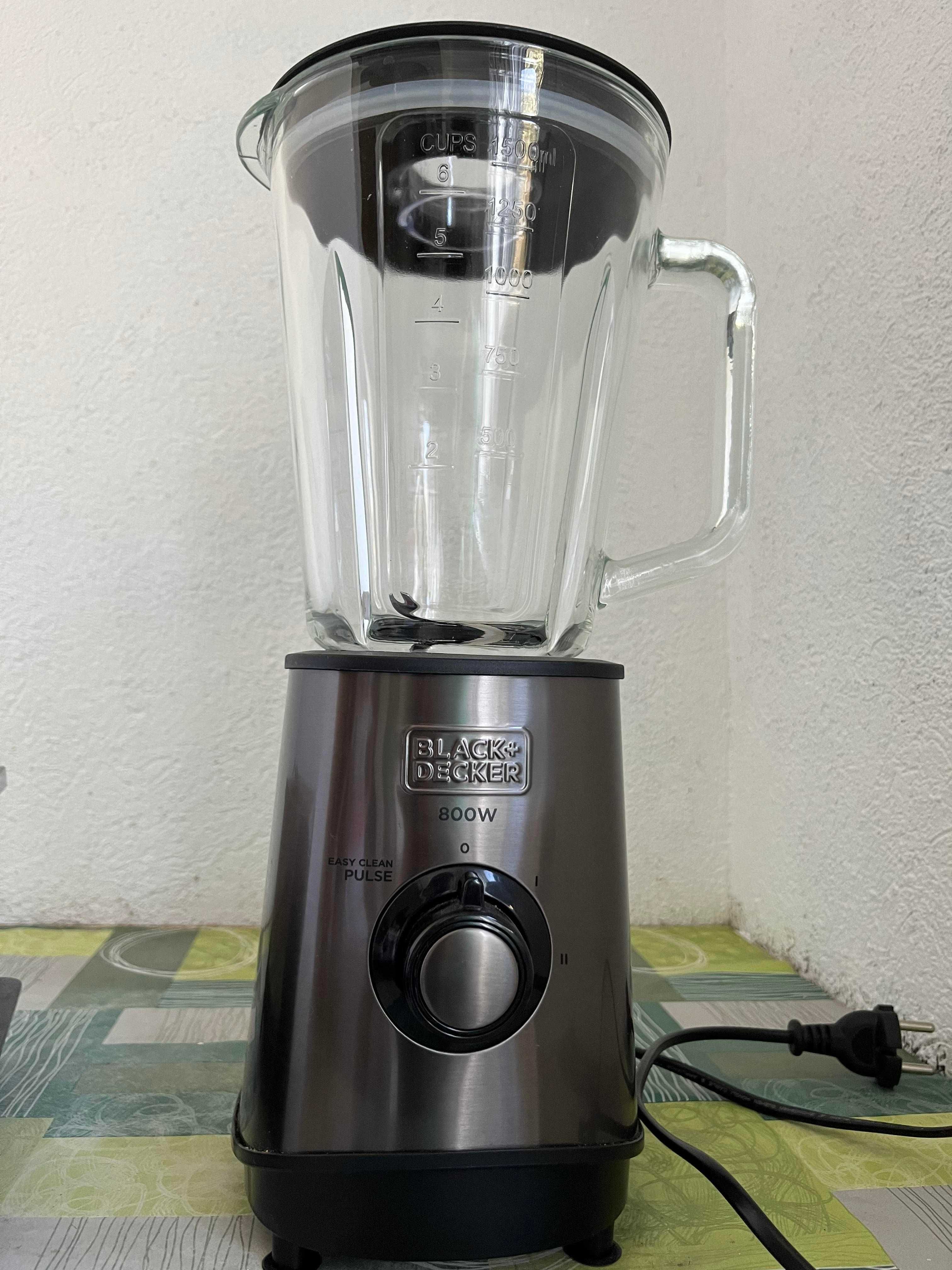 Блендер Black & Decker BXJB800E, 800 W, 1.5 л, Черен/Inox