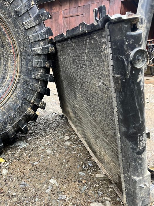 Vand radiator nissan patroly60