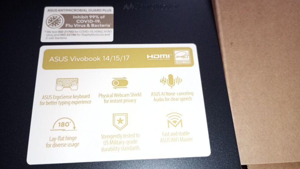 Vând laptop Asus Vivobook